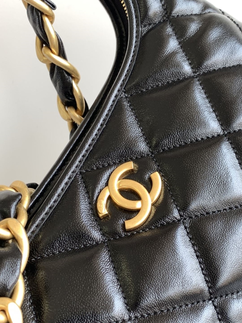 Ch**el hobo bags